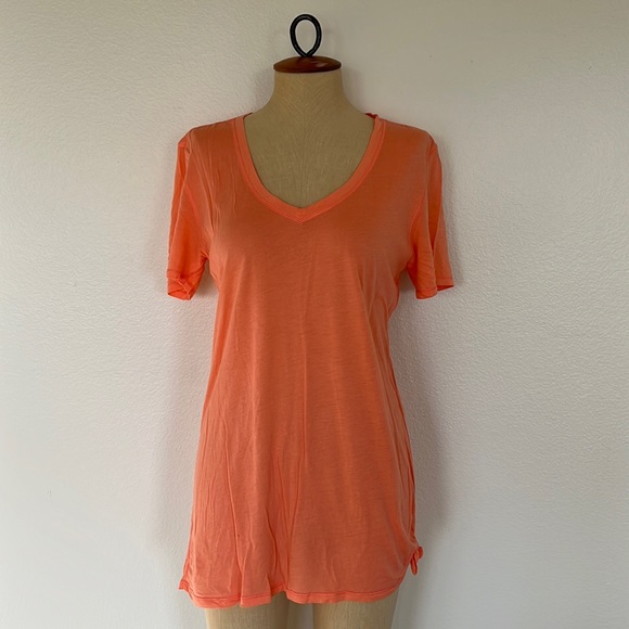 lululemon athletica Tops - Lululemon Basic Tee Short Sleeve Size 8